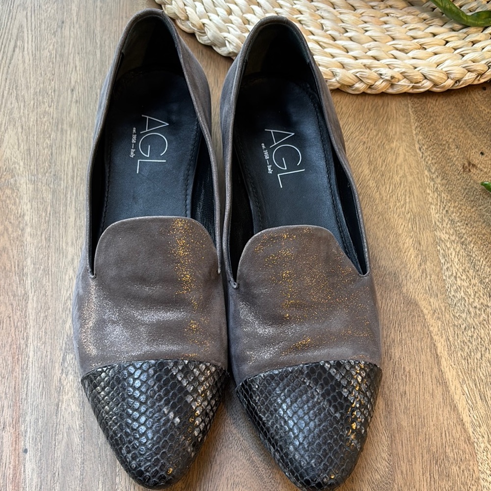 AGL Black and Grey Flats with Textured Toe Cap